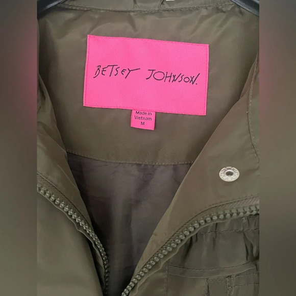 Betsy Johnson hooded parka -faux leather sleeves - Picture 9 of 9